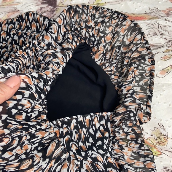 Express cropped low cut blouse sz S - Picture 4 of 5